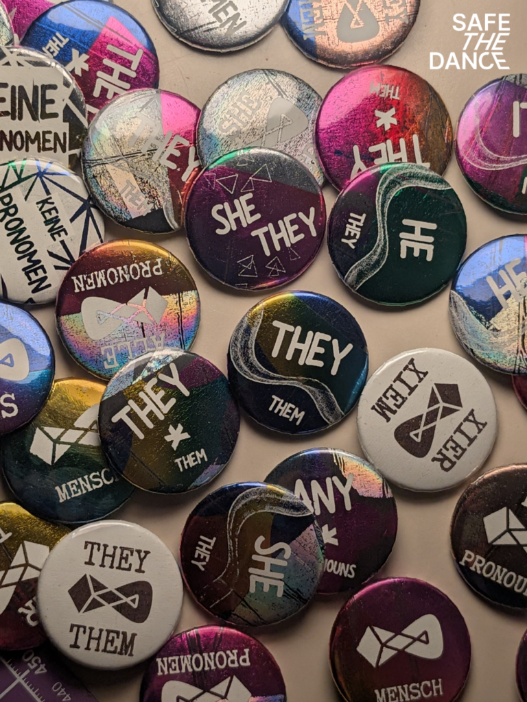 Safe the Dance: DIY Pronomen Buttons
